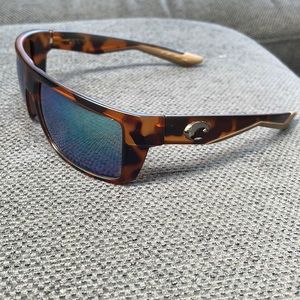 Costa Motu polarized sunglasses tortoise shell green/blue lense